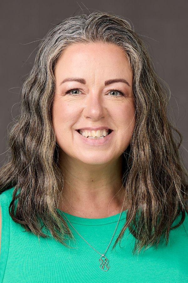 Cruise Brothers Travel Agent Becky Small